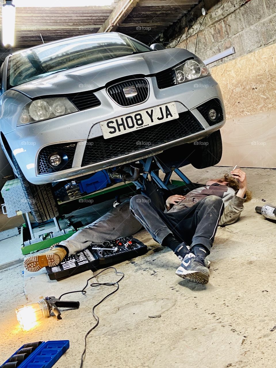 Boys and their toys! My wonderful partner and his bestie.. Jo, To and Do! 🚗