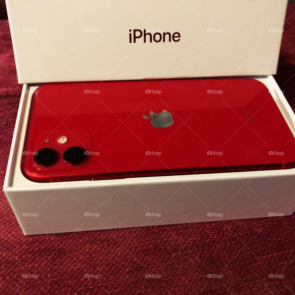 IPhone 11 RED