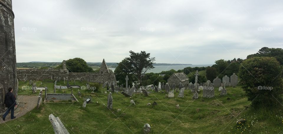 Graveyard . A graveyard overlooking the ocean in southern Ireland 