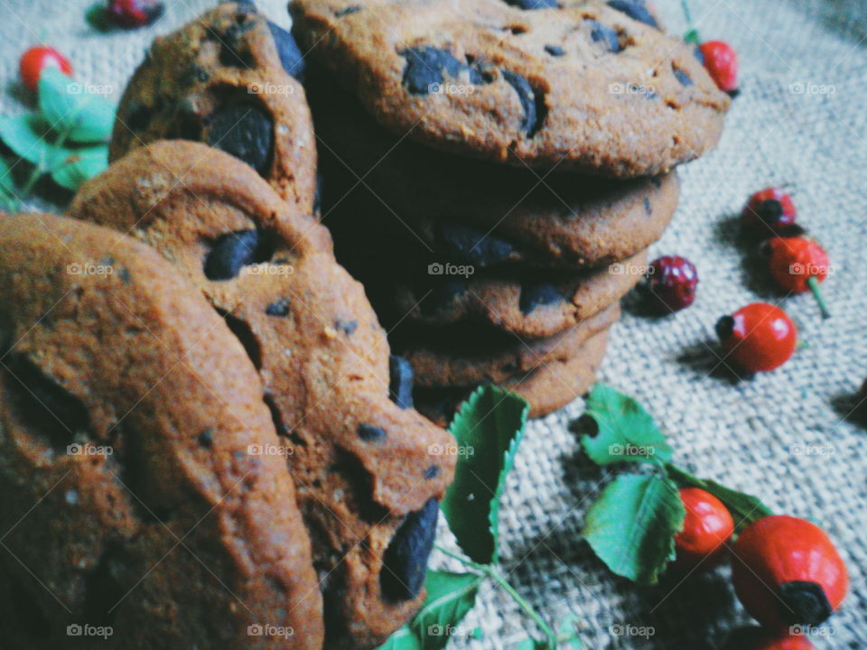 oatmeal cookies with chunks of chocolate and rose hips, dessert