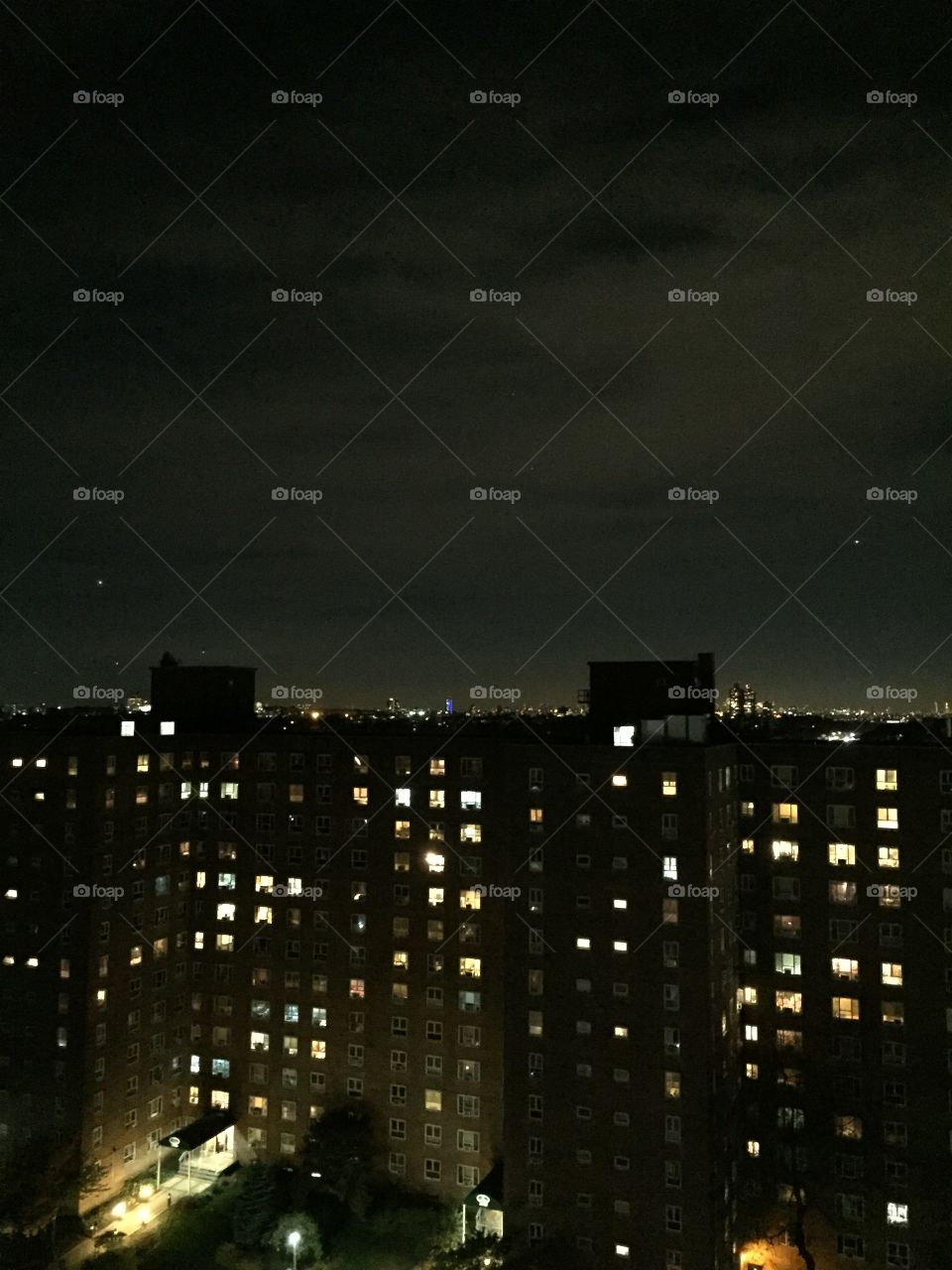 Night skyline of Queens 