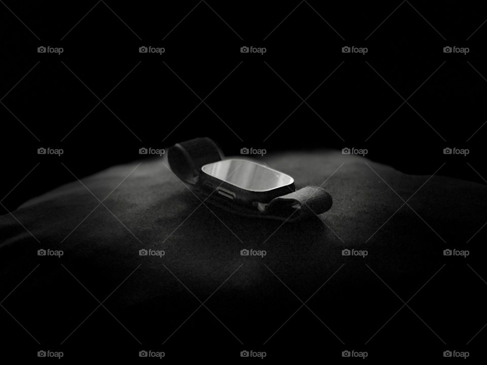 Apple watch 9 black & white 