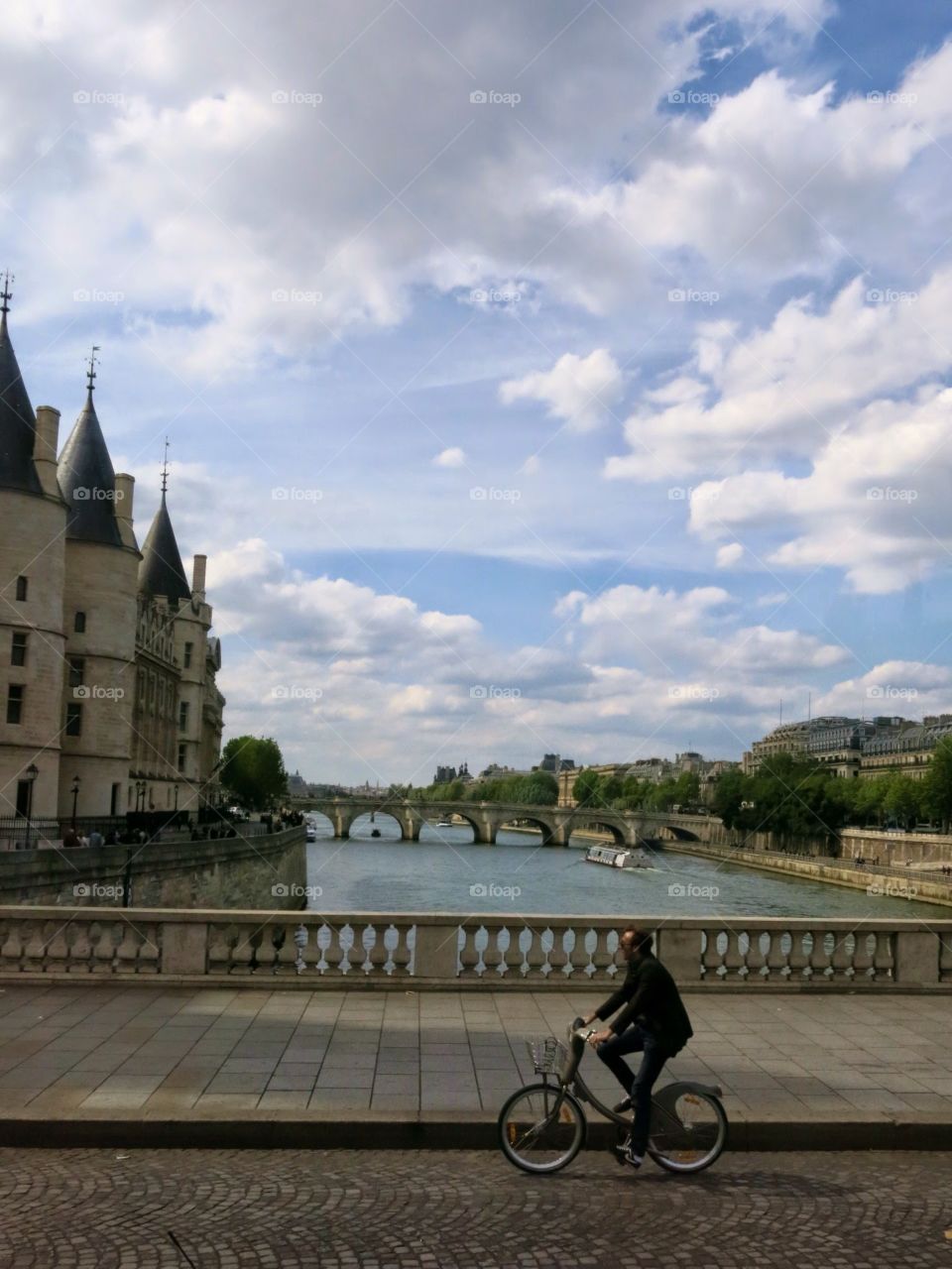 Seine. Paris