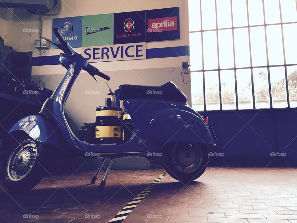 Vespa. Piaggio Vespa 50 Special 