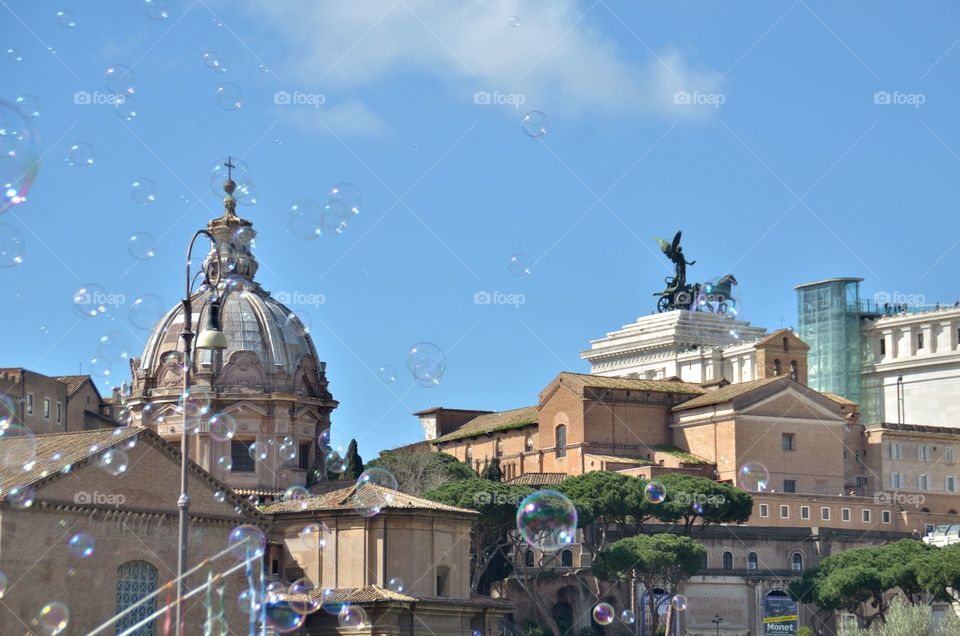 Soap bubbles in Rome