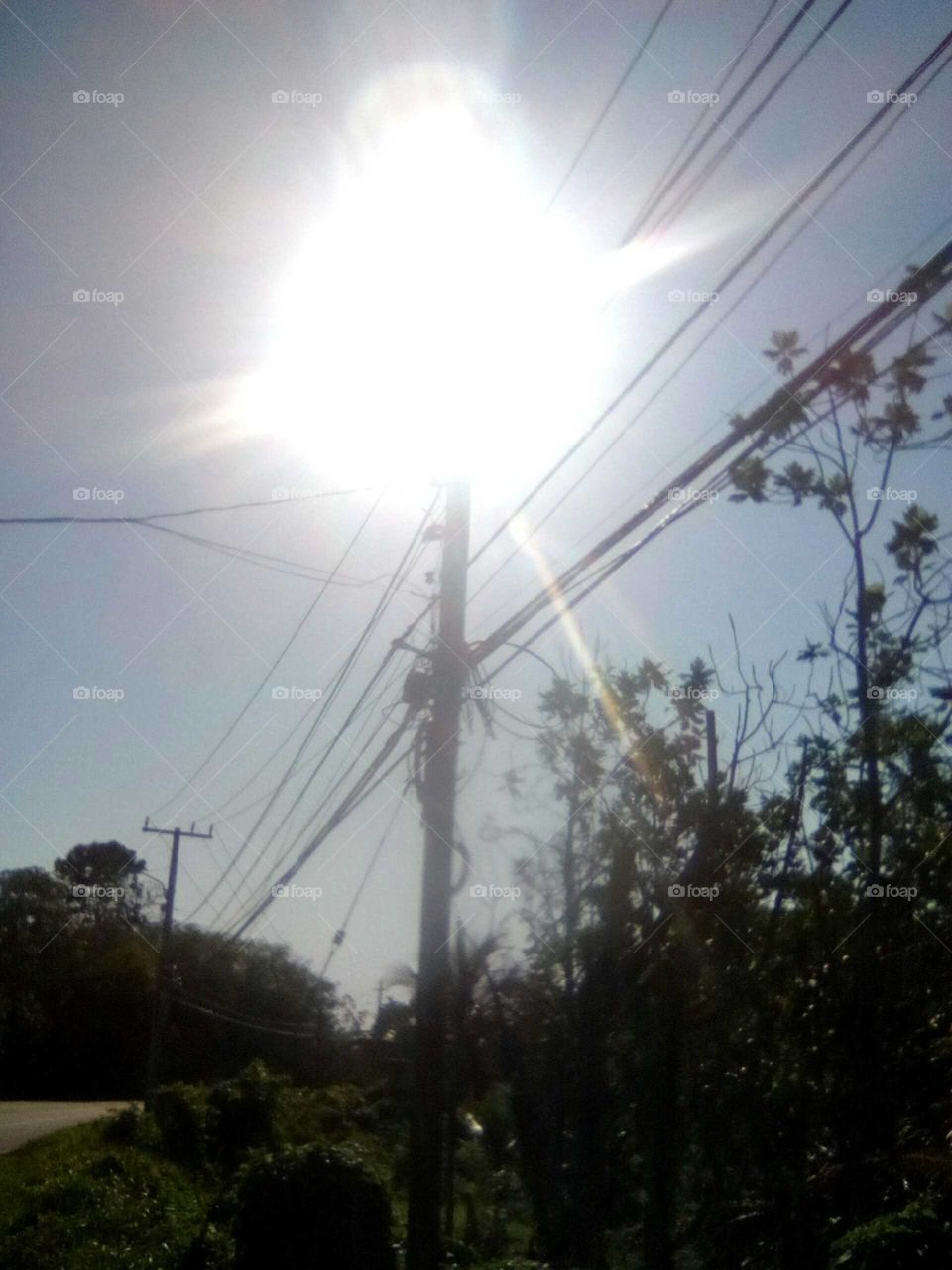 looking at the moment and embrace the sun  and give thanks to see how 
 great life is because I live to see a  real a new day in the morning sky an an see