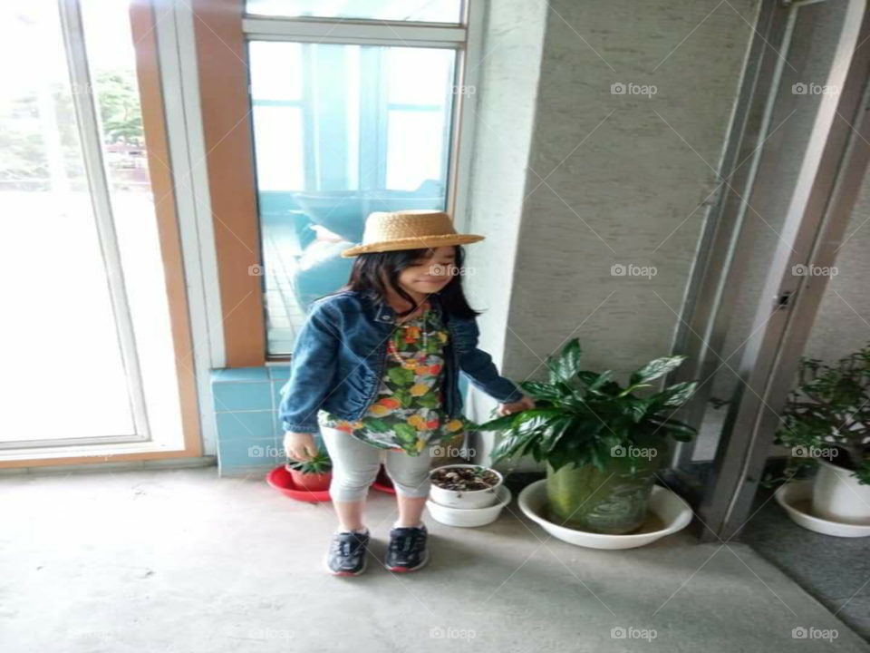 true portriat, no filter, true photos