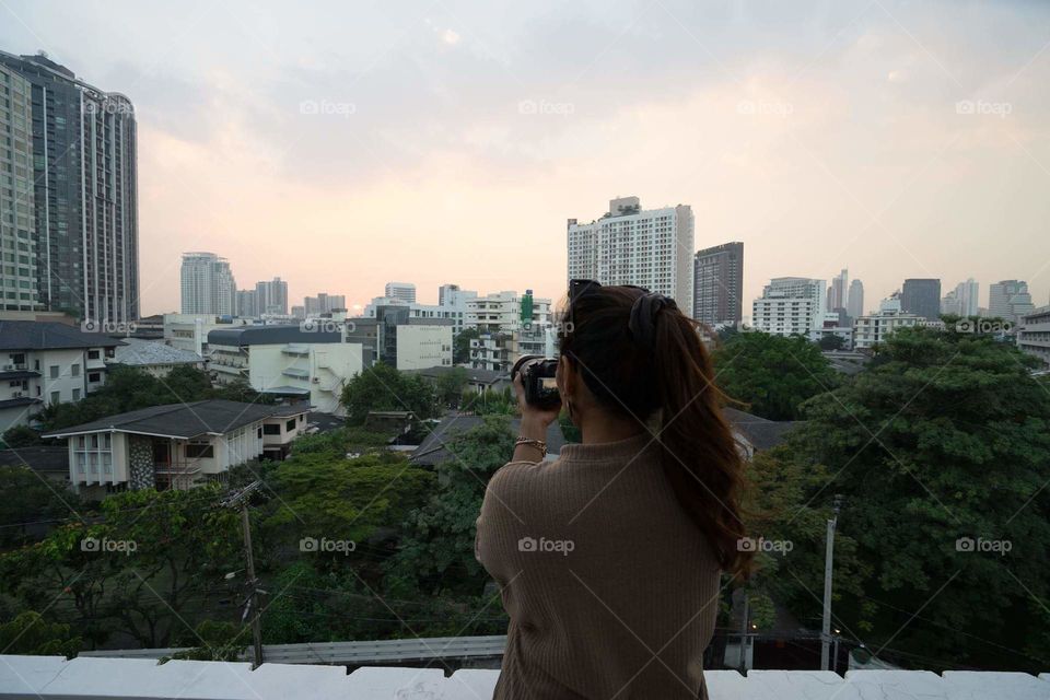 Bangkok when light going down with canon
