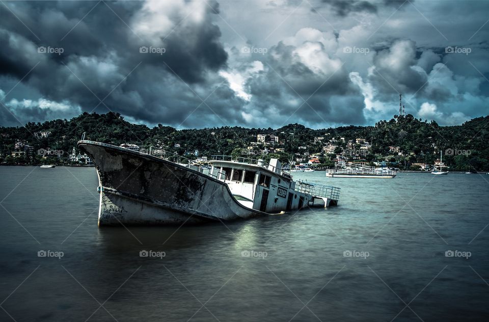 Boat abandoned 