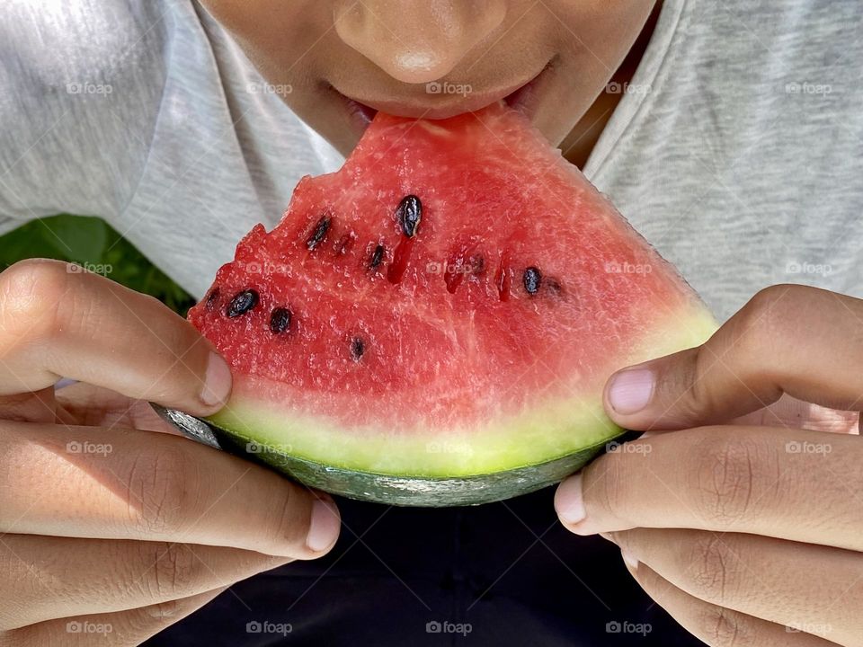 Many things take the triangular shape