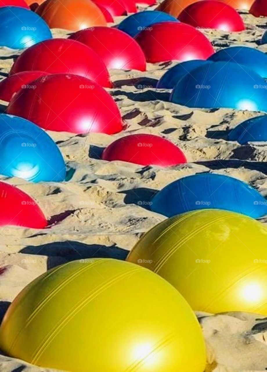 Seaside fun with beach balls!