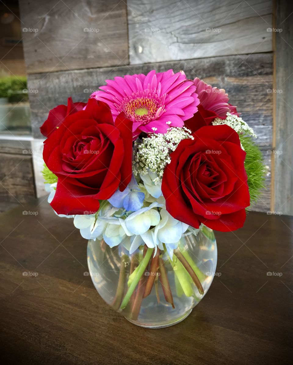 Cheerful bouquet of flowers always brighten the mood 