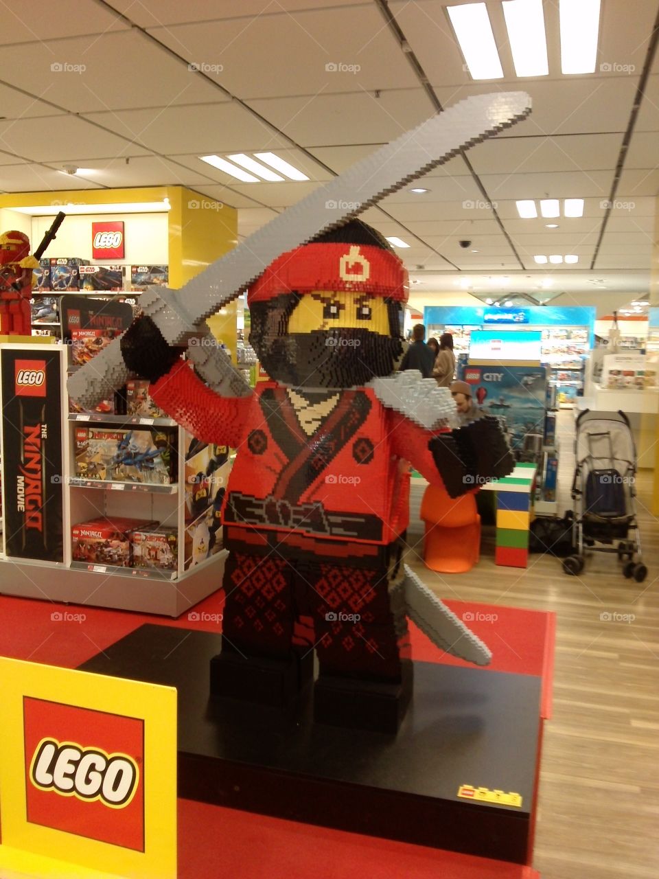 Lego statue shop