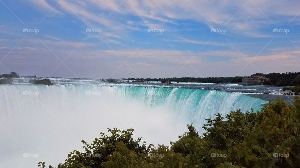 Niagara falls