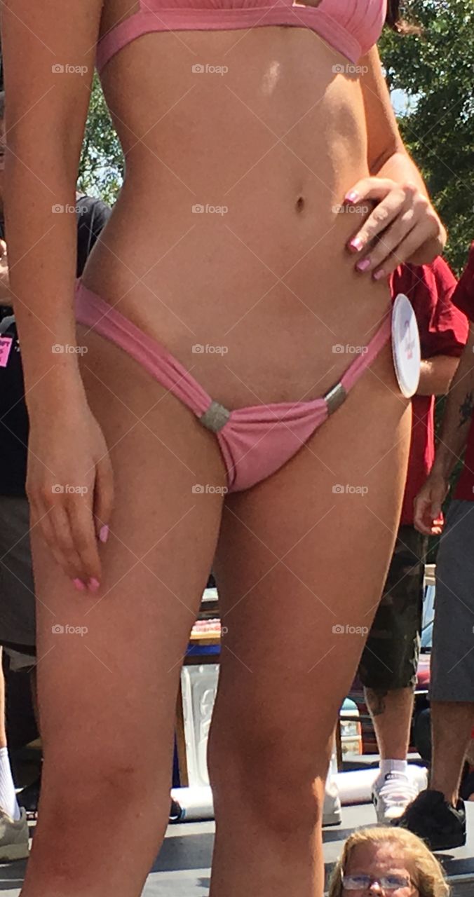 Bikini contest girl