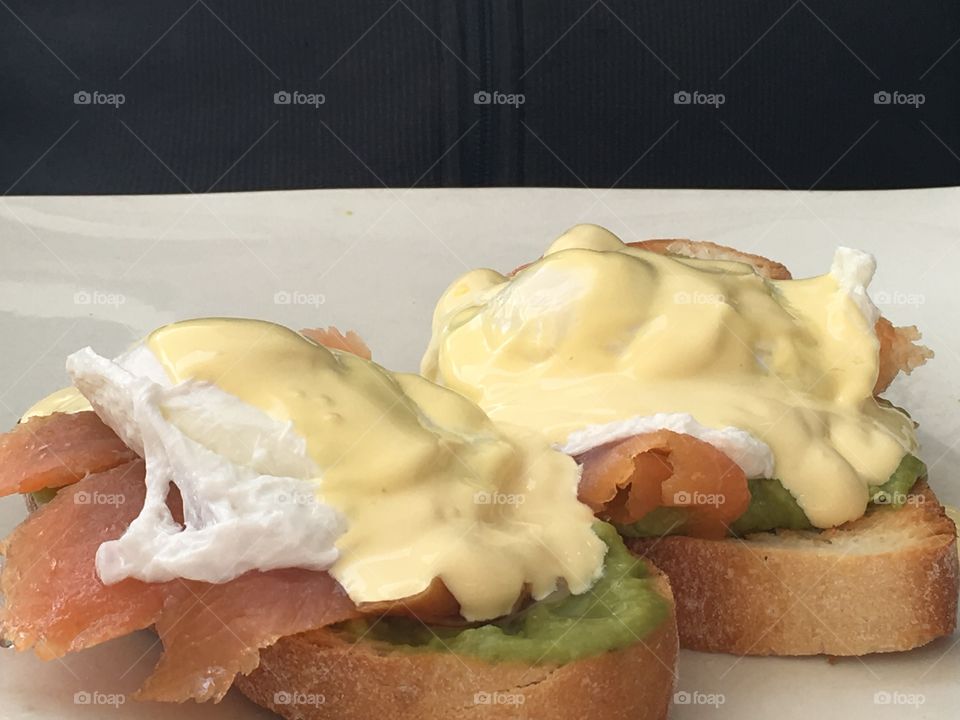 Eggs benedict or as some
Would call it eggs Benny, the hollandaise sauces makes it so! Delicious breakfast!