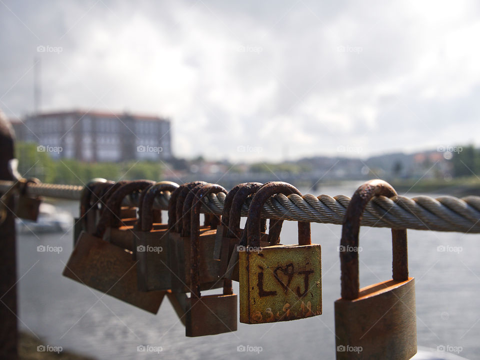 Rusty locked love