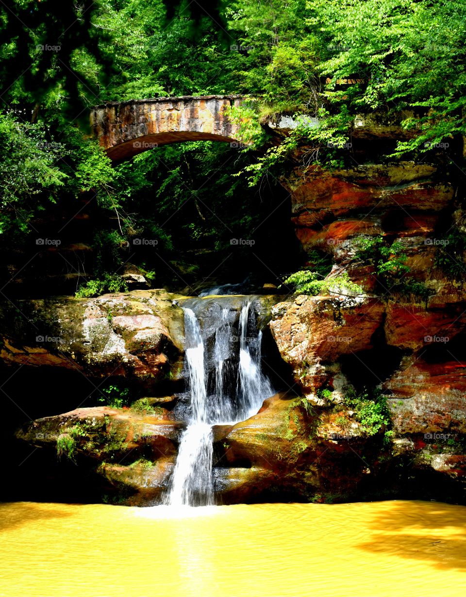 Hocking Hills State Park Ohio USA waterfall Stonebridge nature