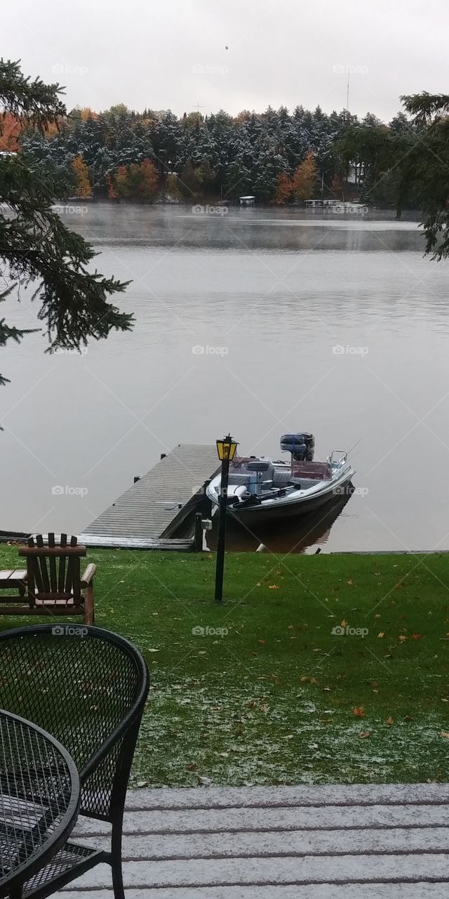 October snow on my 1986 Ranger Boat