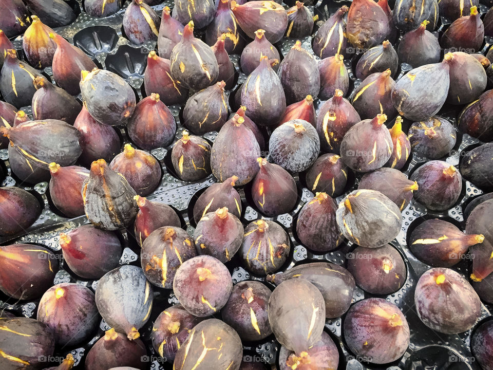 Farmer market fruits fresh figs 