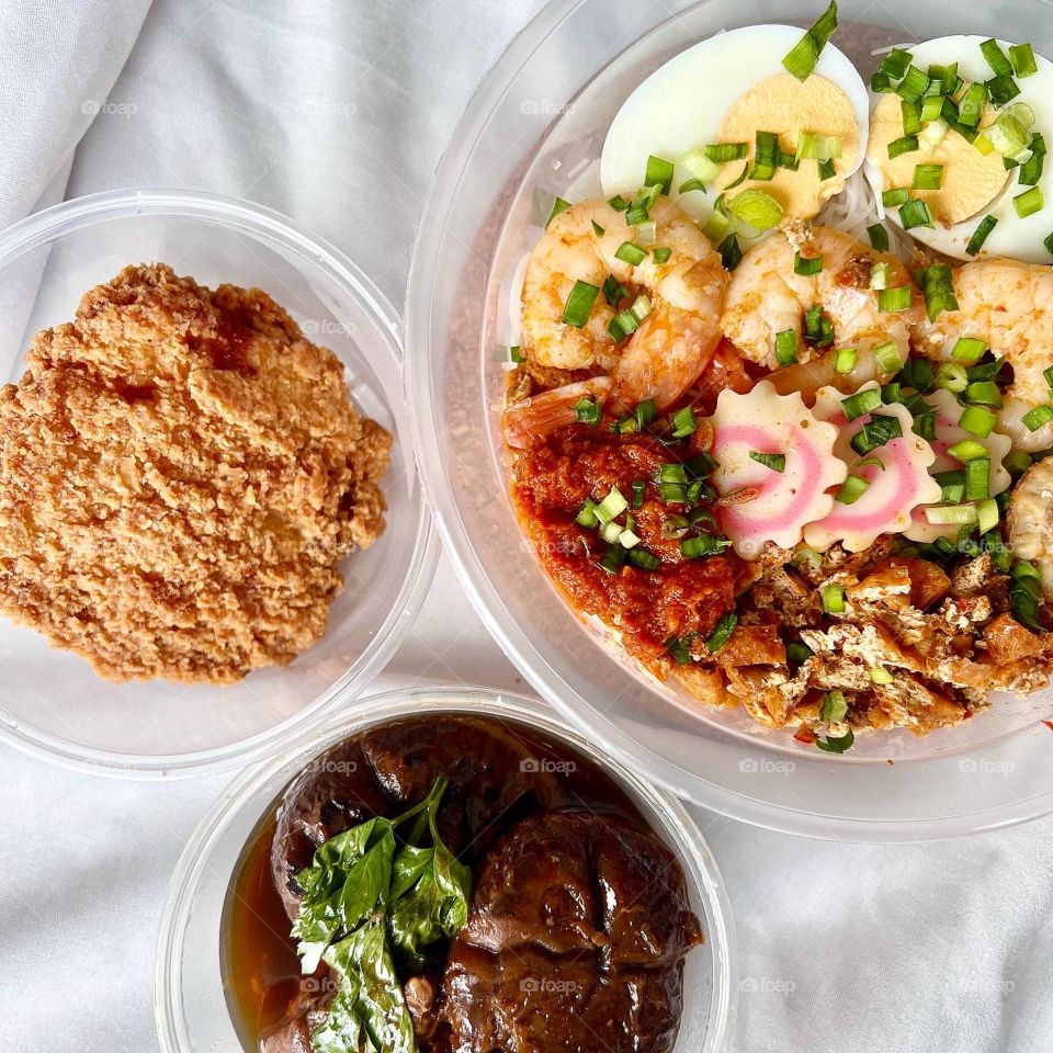 Signature mee siam, cereal chicken cutlet and sesame oil chicken with gravy