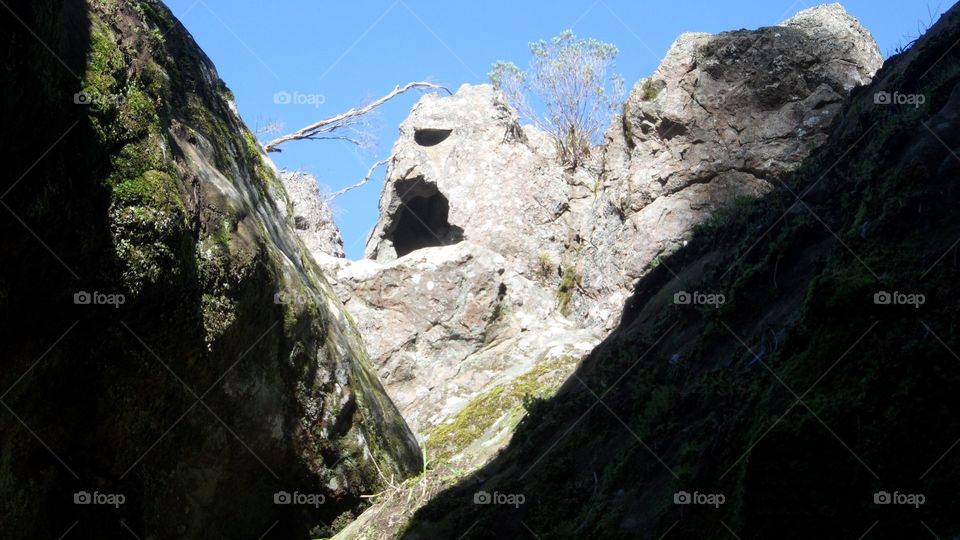 Hanging rock 