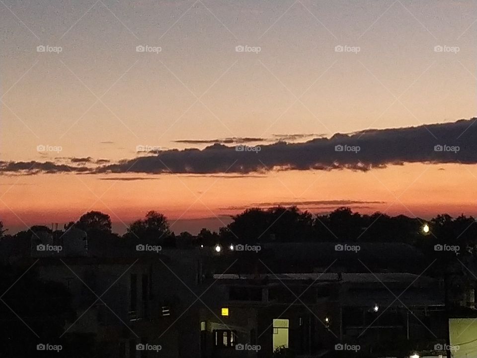 Shades of the evening sky in different directions at the same time