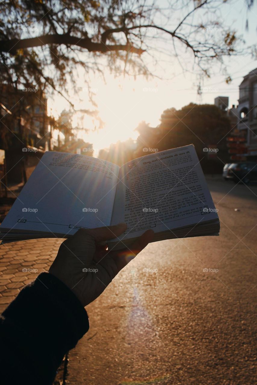 alway carry a book while traveling