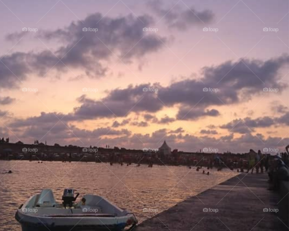 Sun set in the harbor 