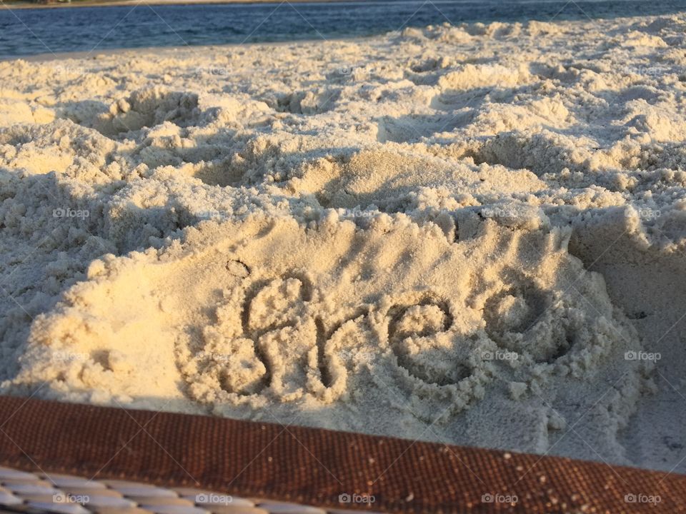"Free" in the sand 