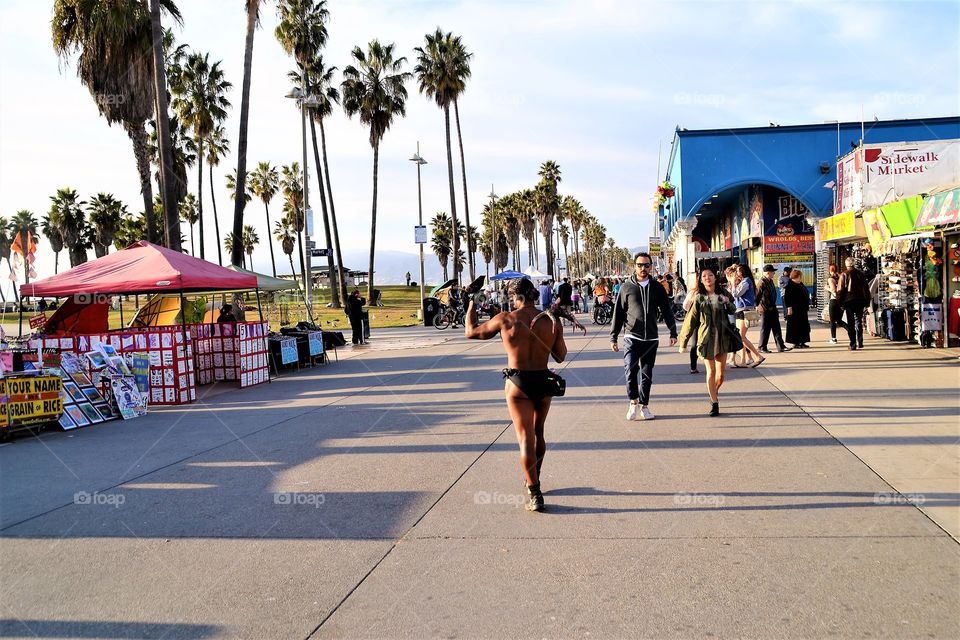 Freaky men in Venice beach 