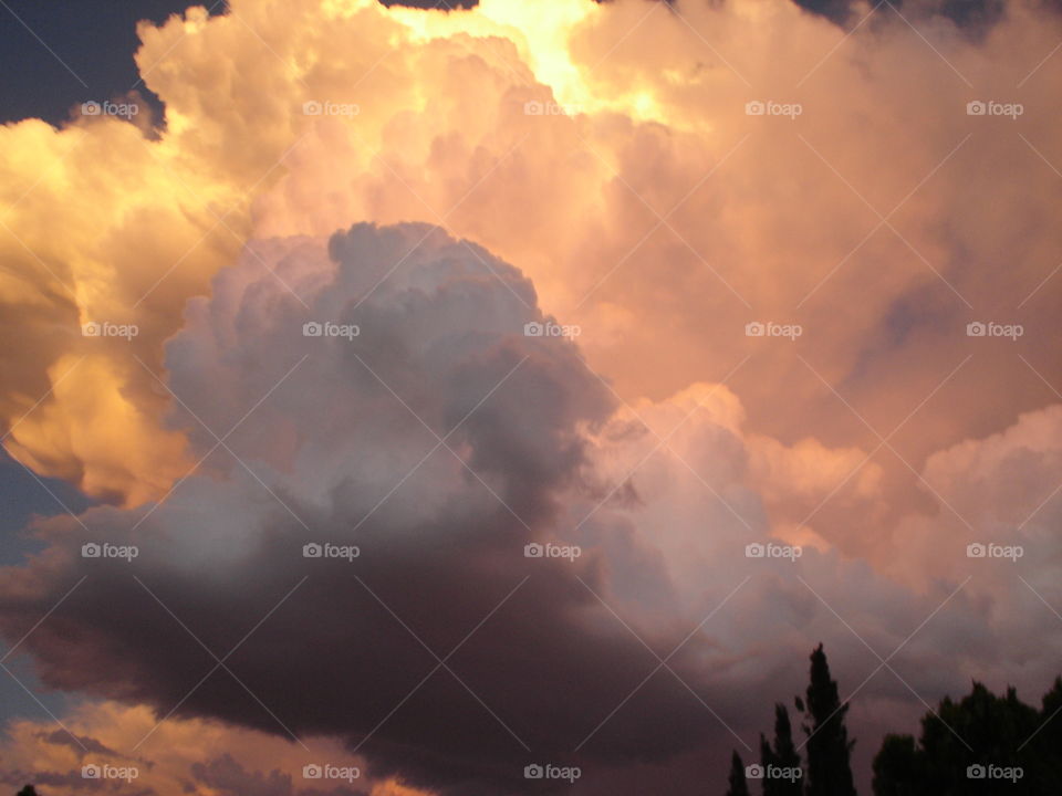 Naturally Orange, Low Sitting Clouds