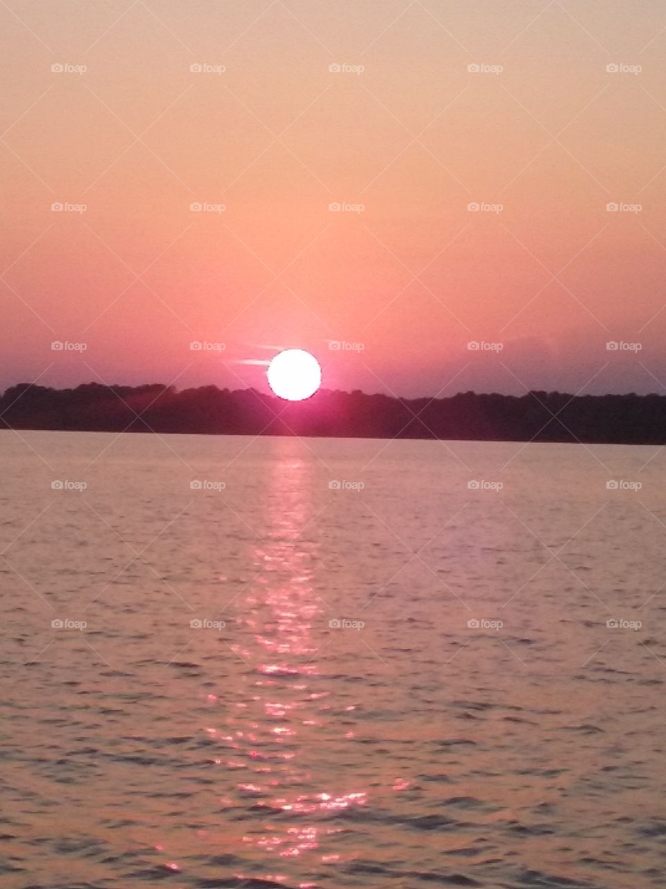 Sunset of Conroe lake