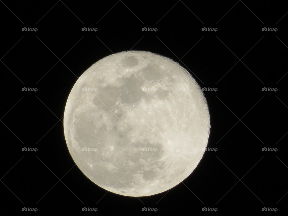 perfect circle with full moon view