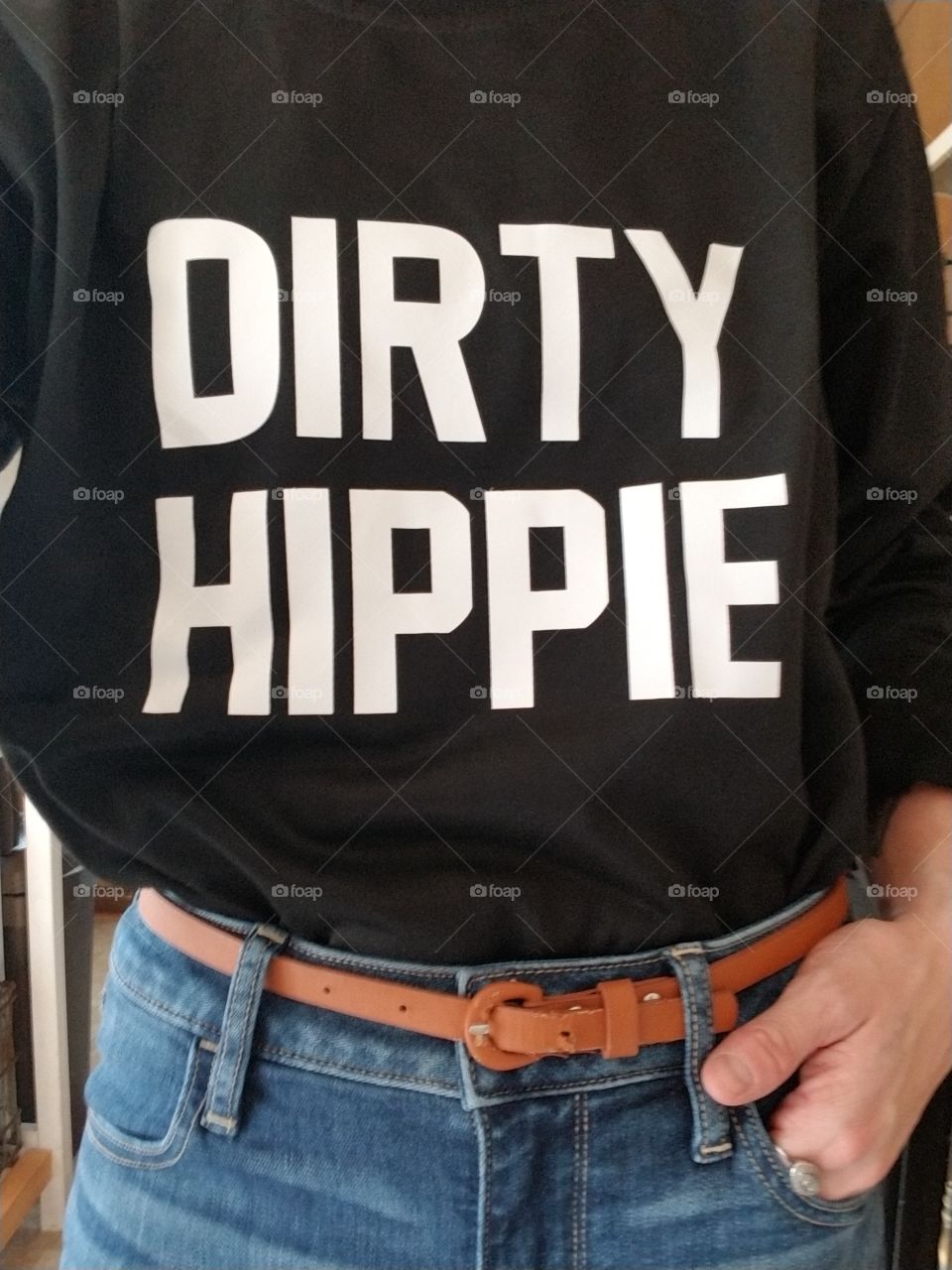 When the shirt fits.....#wearit #dirtyhippie #maybenotdirty #isthereacleanone ? #borninthewrongdecade #hippiewear #hippie #oldsoul #vintage