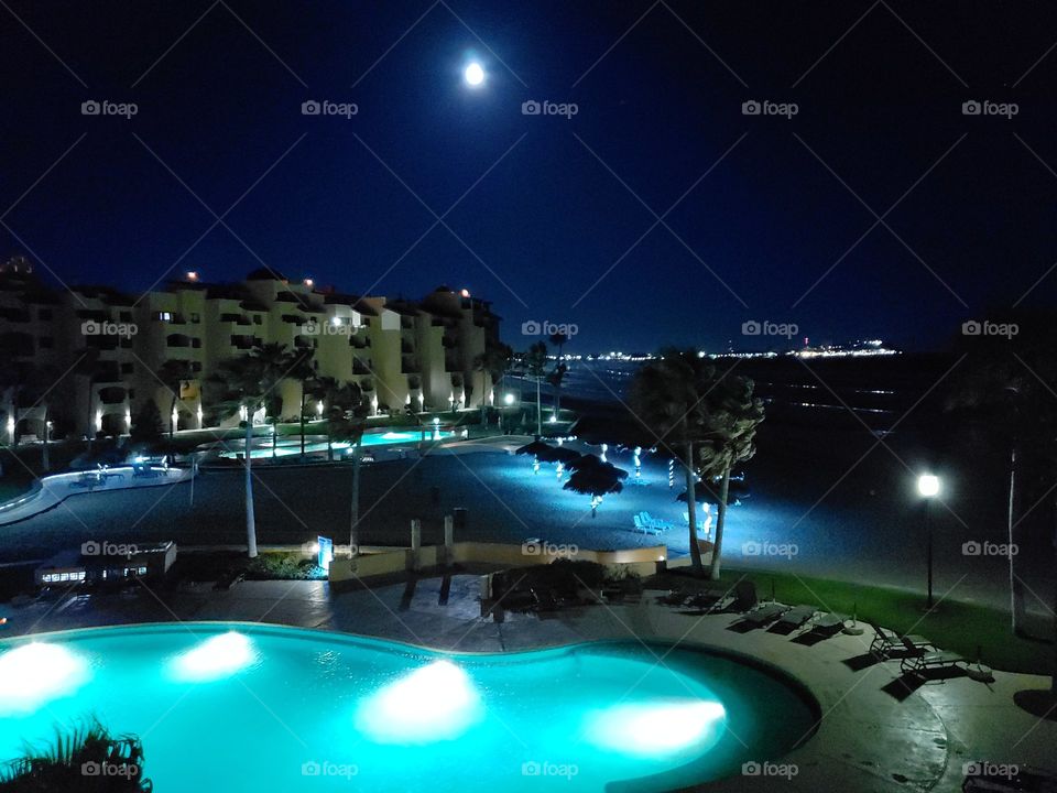 Harvest moon in Mexico