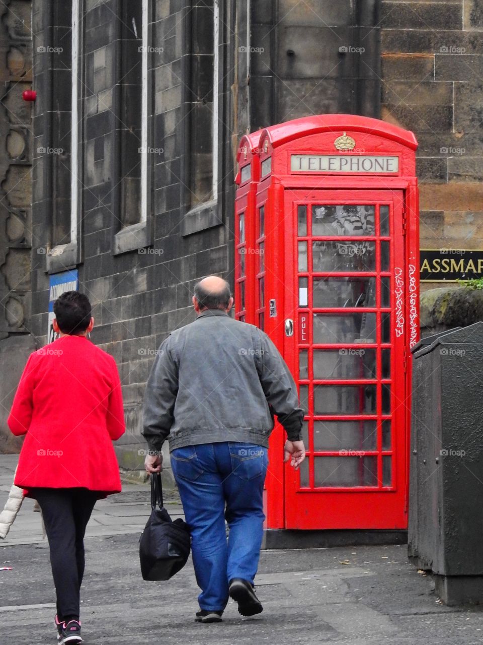 Walking the streets of Edinbourgh 