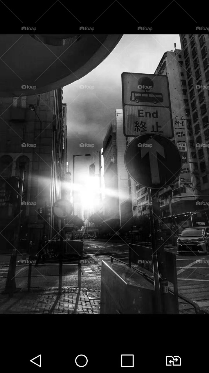 Black and White on Central City View