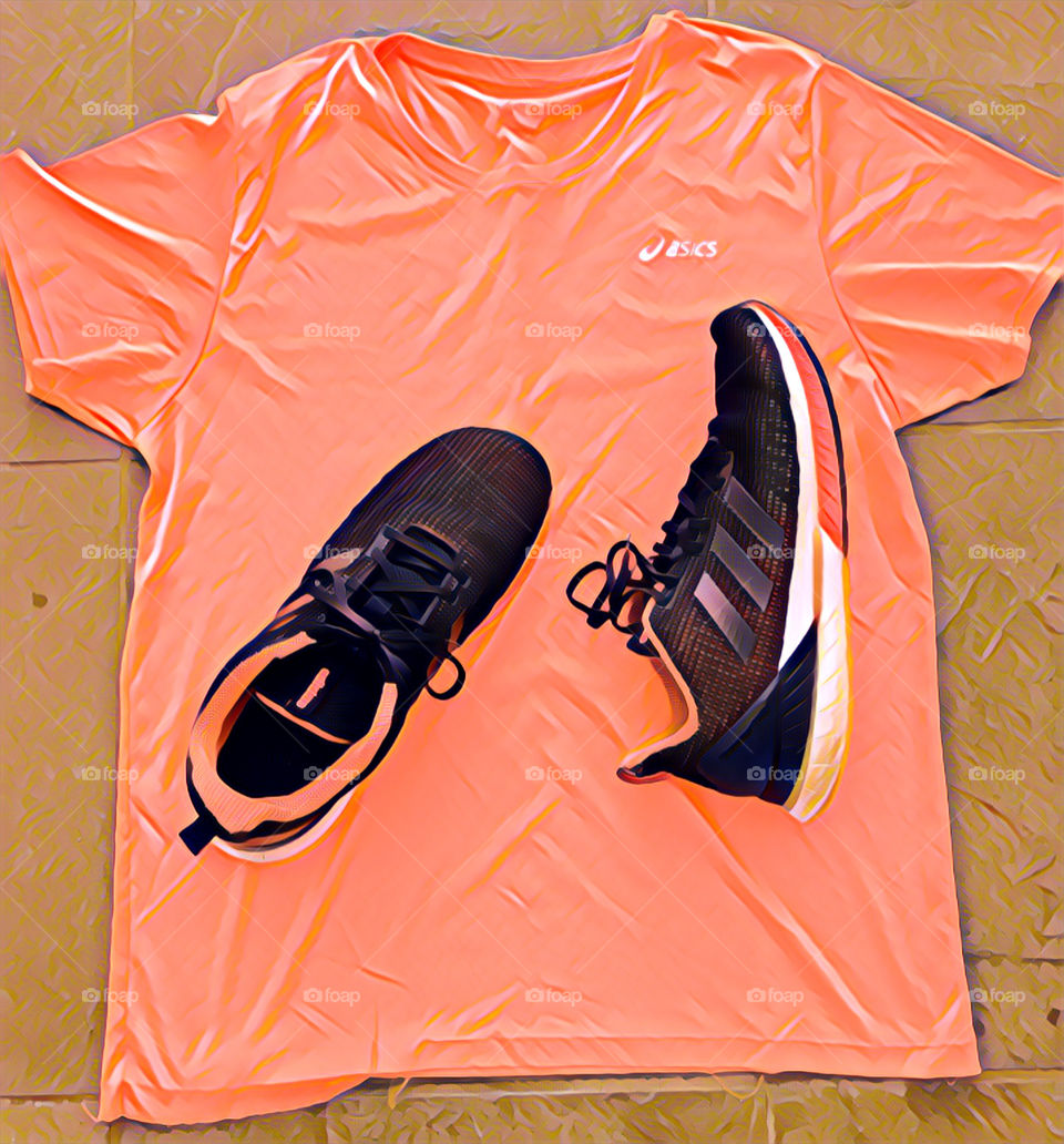 🏃‍♂️ 🇺🇸 Good Morning!  Everything ready to sweat the shirt. Let's go for a good morning jog?  Running is good for your health! / 🇧🇷 Bom dia! Tudo pronto para suar a camisa. Vamos para um bom cooper matinal? Correr faz bem para a saúde! 
