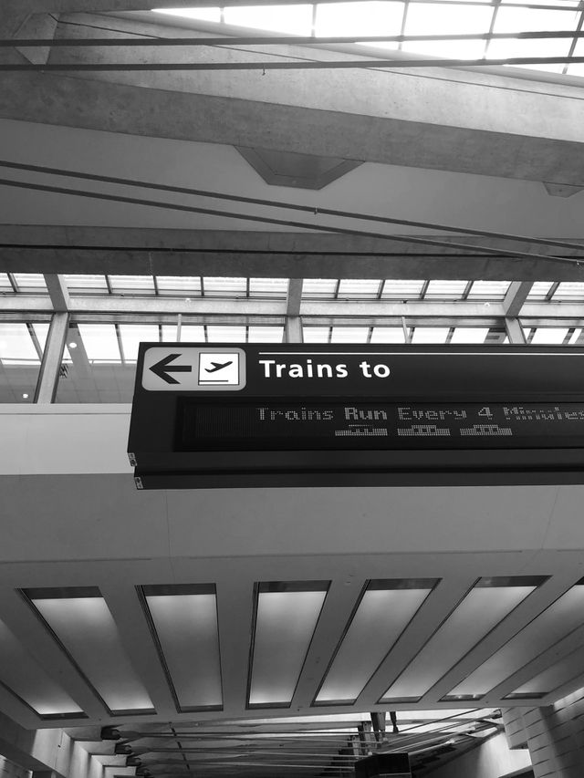 Airport-grayscale