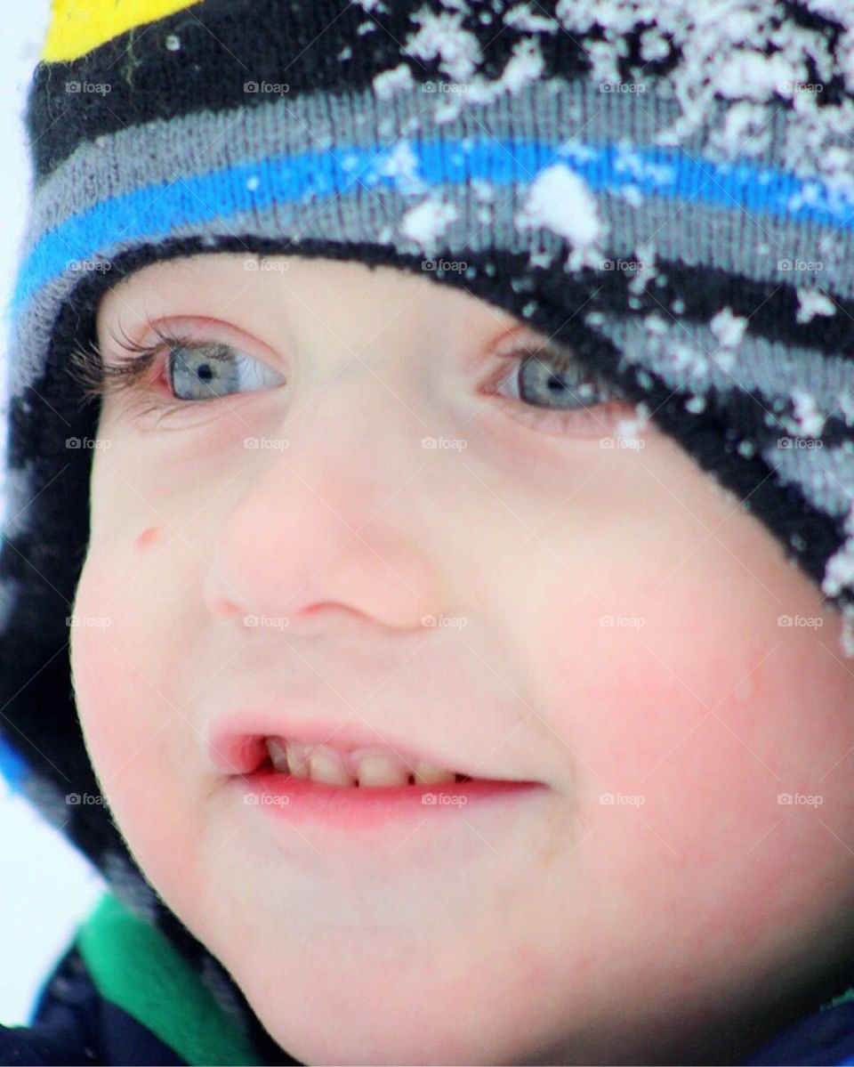 Rosy cheeks and beautiful eyes!