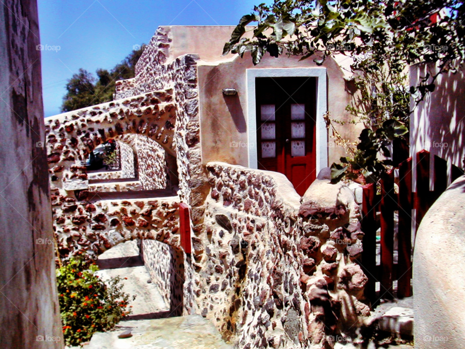 red travel tree house by emmanuelgr