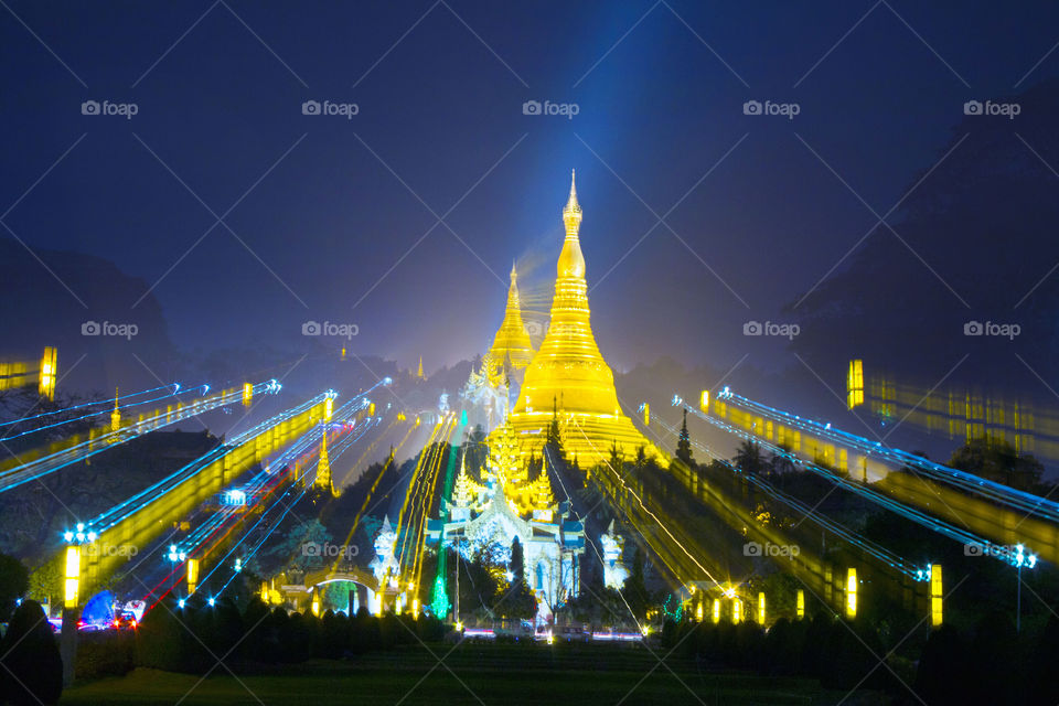 Shwedagon Pagoda, Yangon, Myanmar.