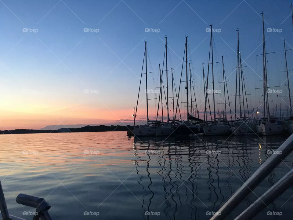 sails