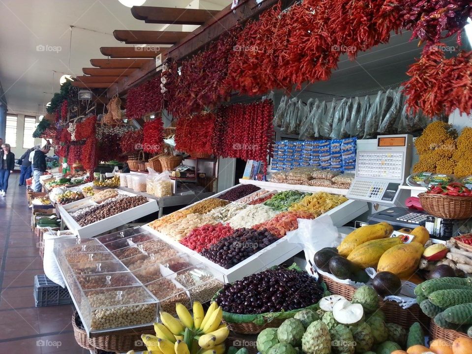 Fruits and vegetables market 