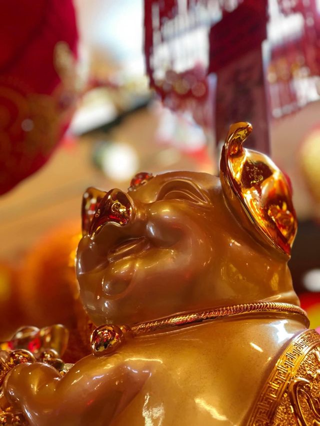 Chinese God Statue 