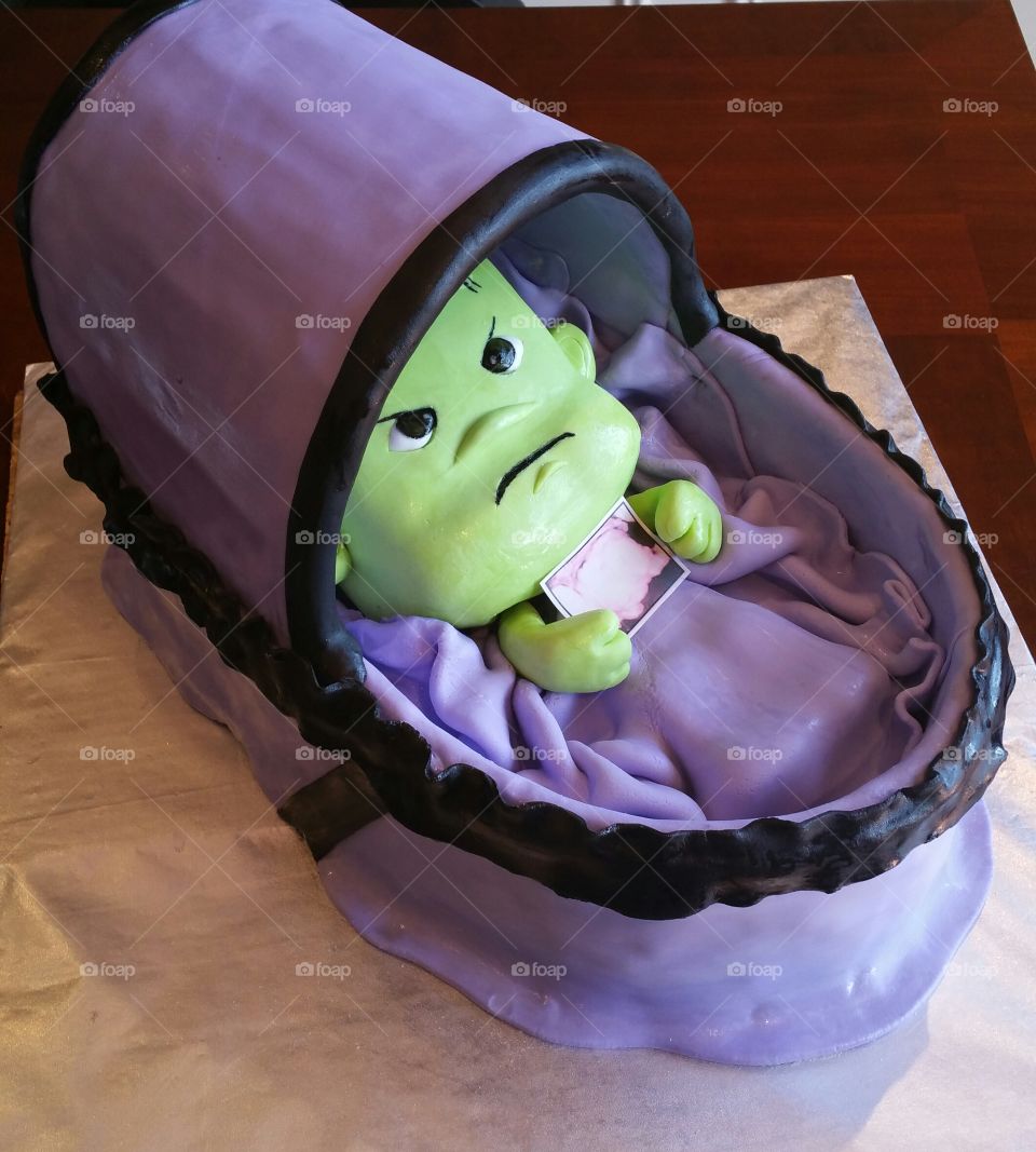 Baby Hulk Baby Shower Cake