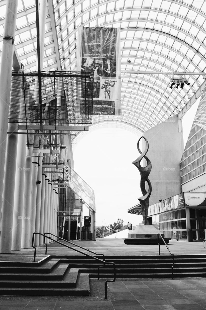 Sculpture. Glass roof