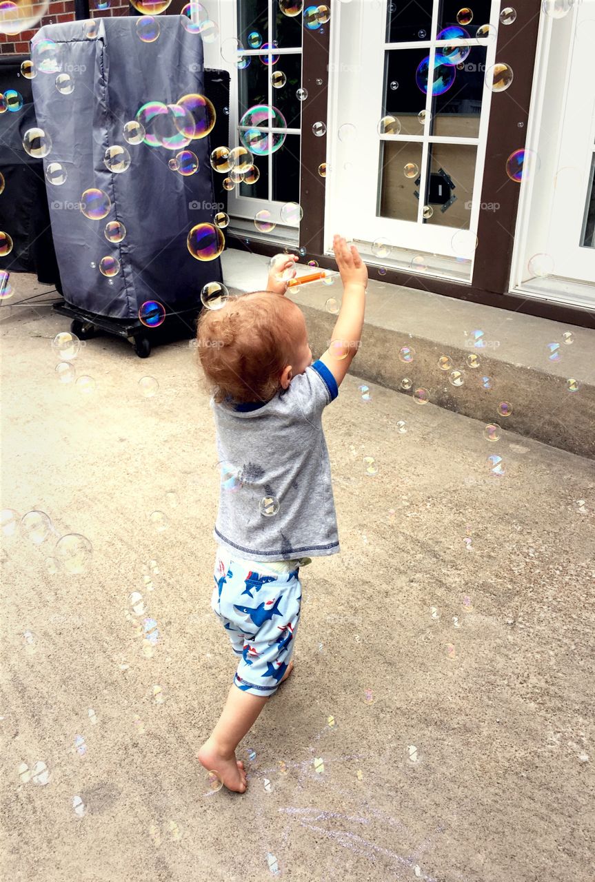 Catching bubbles