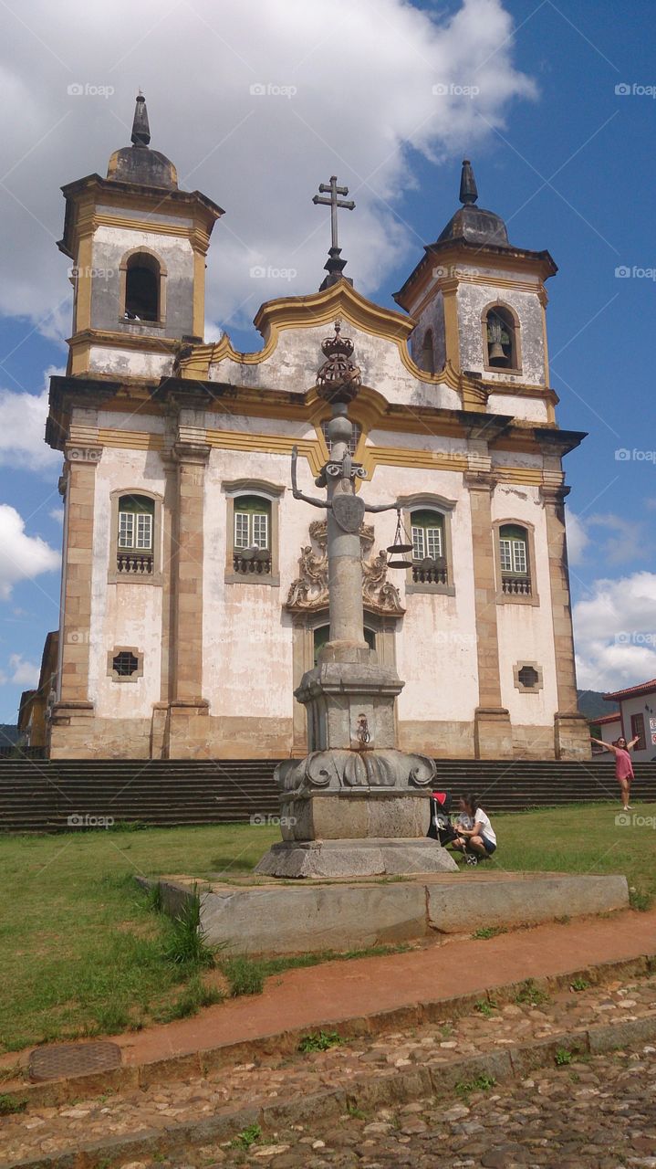 Igreja em Minas Gerais. Férias em Minas Gerais - Passeio pelas cidades históricas.